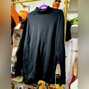 006C // Utopia Wear black turtleneck // 2XL